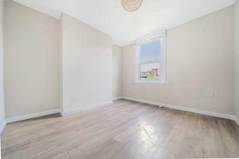 163 Brookmill Road, London, SE8 4JH