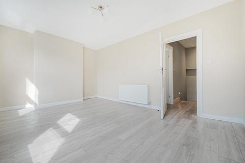 163 Brookmill Road, London, SE8 4JH