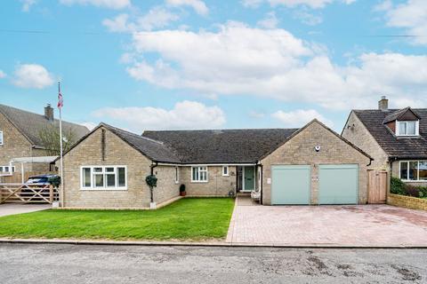 5 bedroom detached bungalow for sale, Wootton End, Stonesfield, OX29