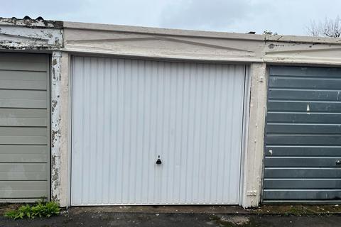 Garage for sale, Garage, Priory Road, Kenilworth, Warwickshire CV8 1LL