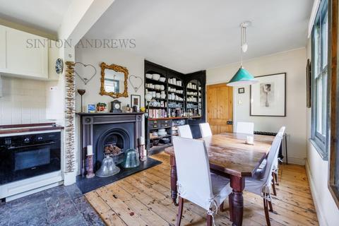 57 Warwick Road, London, W5 5PZ