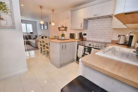 24 Cotswold Close, Verwood, BH31 6UJ