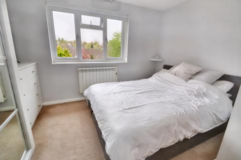 24 Cotswold Close, Verwood, BH31 6UJ