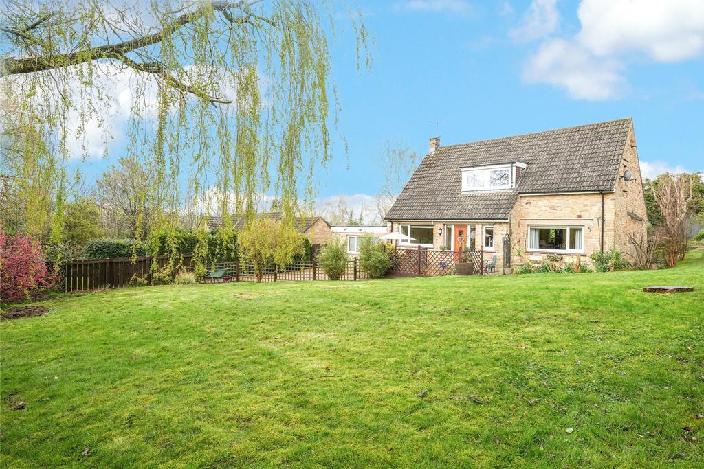 Parklands, Hamsterley Mill, NE39 4 bed bungalow for sale £550,000
