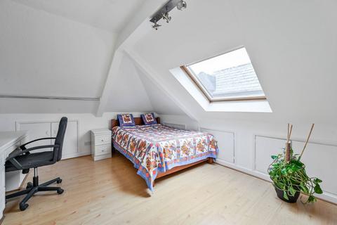 3 bedroom flat for sale, Loampit Hill, Lewisham, London, SE13