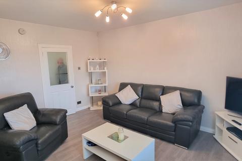 2 bedroom flat to rent, North Anderson Drive, Aberdeen AB16