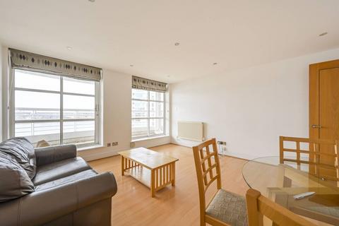 1 bedroom flat for sale, Barrier Point Road, Docklands, London, E16