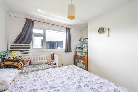 1 bedroom flat for sale, Norbiton Road, E14, Tower Hamlets, London, E14