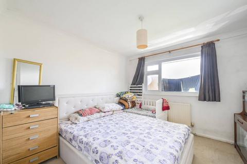 1 bedroom flat for sale, Norbiton Road, E14, Tower Hamlets, London, E14