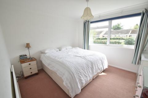 21 Devonshire Close, Amersham, HP6 5JG