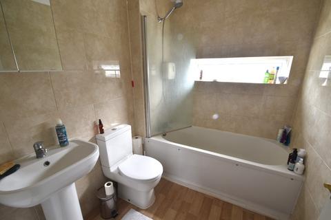 21 Devonshire Close, Amersham, HP6 5JG