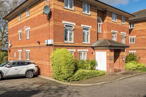 1 bedroom flat for sale, Swynford Gardens,  Hendon,  NW4