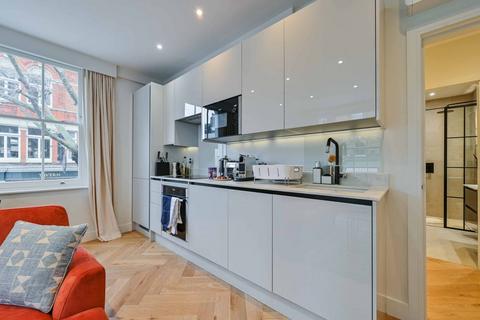 1 bedroom flat to rent, Charlotte Street, Fitzrovia, London, W1T