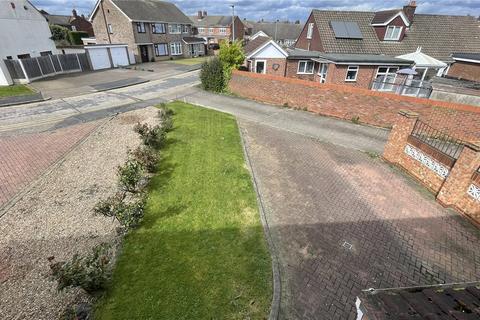 3 bedroom semi-detached house for sale, Whybrews, Stanford-le-Hope, Essex, SS17