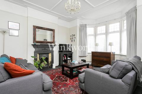 3 bedroom apartment for sale, Stonard Road, London, N13