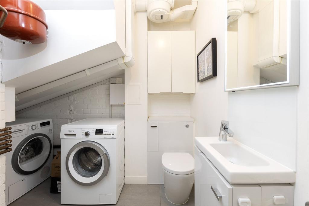Cloakroom/Utility