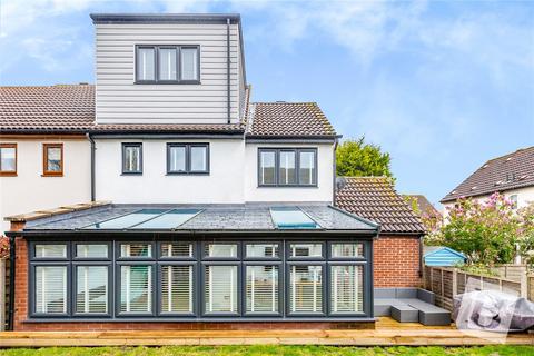 25 Fairbank Close, Ongar, CM5 9HX