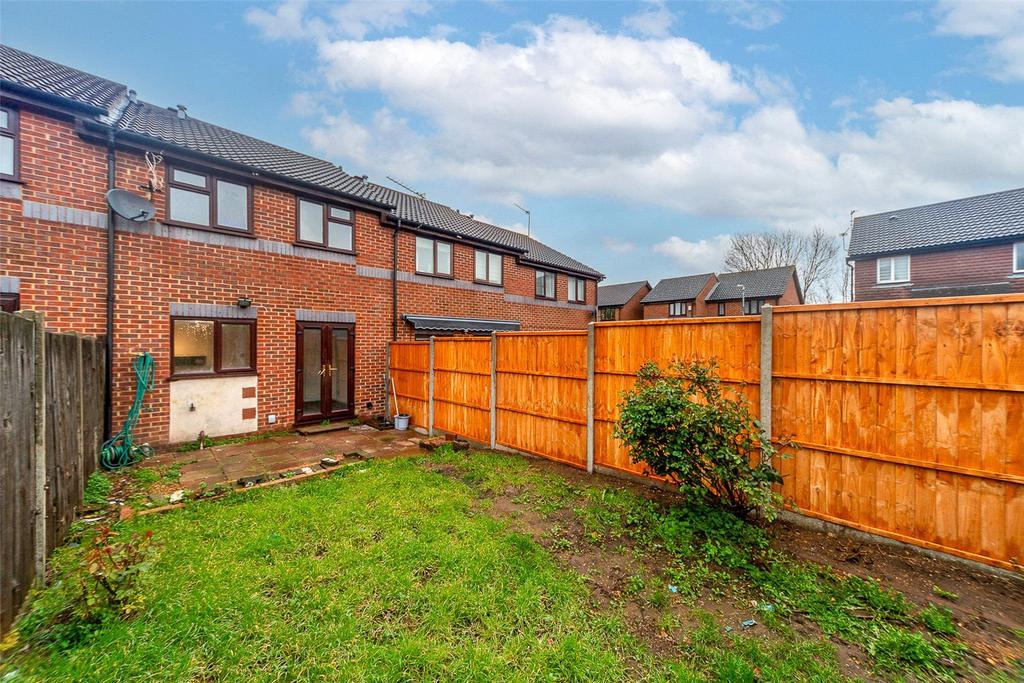 Woodfall Drive, Crayford, Kent, DA1 3 bed terraced house for sale £385,000