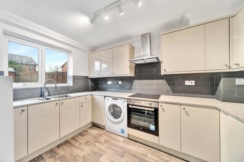 48 Woodfall Drive, Dartford, DA1 4TP