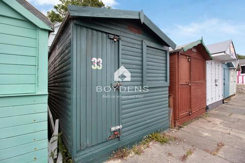 Chalet for sale, Walton on the Naze CO14