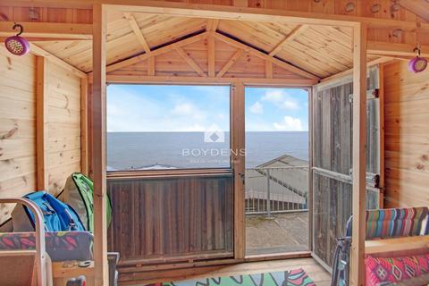Chalet for sale, Low Wall, Frinton On Sea CO13