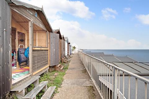 Chalet for sale, Low Wall, Frinton On Sea CO13