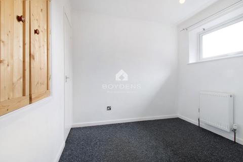 44 Aster Close, Clacton-on-sea, CO16 7DA