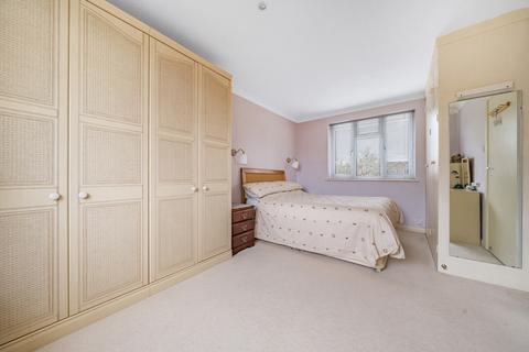 3 bedroom detached house for sale, Great Goodwin Drive, Guildford, Surrey, GU1