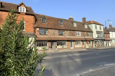 London Road, Marlborough, SN8 1PH