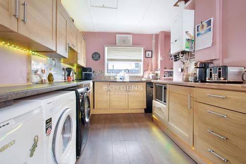 24 Cornflower Road, Jaywick, Clacton-on-sea, CO15 2RZ