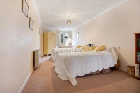 2 bedroom flat for sale, Hammond Court, Frinton on Sea CO13