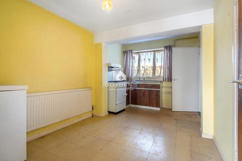 106 Tilkey Road, Coggeshall, Colchester, CO6 1QN