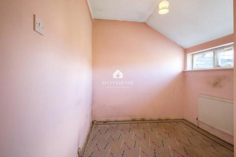 106 Tilkey Road, Coggeshall, Colchester, CO6 1QN