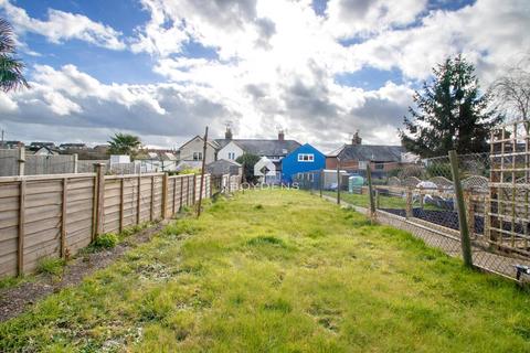 106 Tilkey Road, Coggeshall, Colchester, CO6 1QN