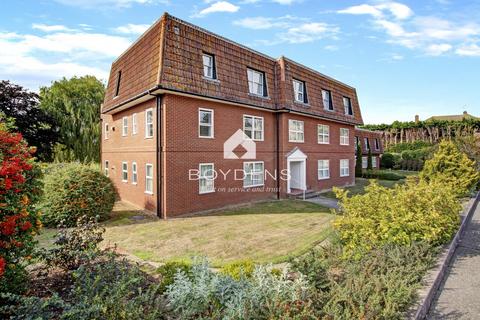 2 bedroom apartment for sale, Holland Road, Frinton-on-Sea CO13