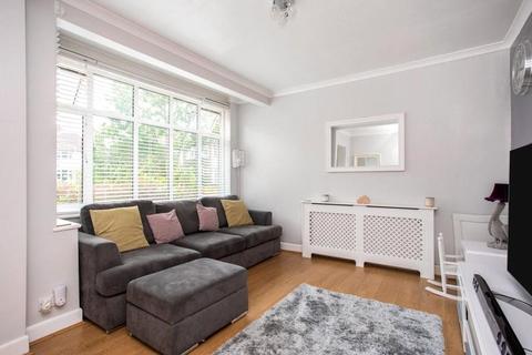 3 bedroom semi-detached house to rent, Hillingdon, Middlesex, UB8