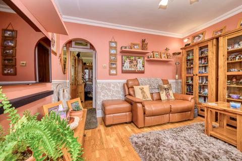 2 bedroom terraced house for sale, Cromwell Road, Reading RG4