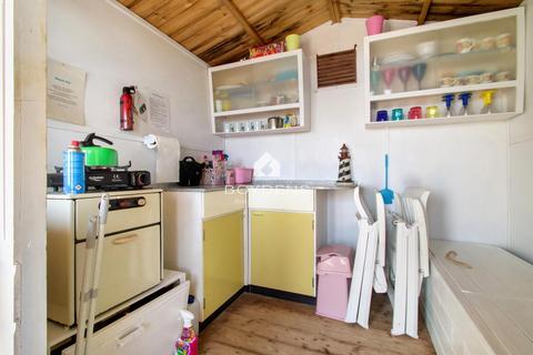 Chalet for sale, Low Wall, Frinton-on-Sea CO13