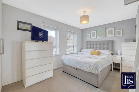 44 Broadhurst Place, Basildon, SS14 2FQ