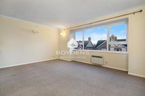 2 bedroom flat for sale, Old Road, Frinton-on-Sea CO13