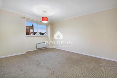 2 bedroom flat for sale, Old Road, Frinton-on-Sea CO13
