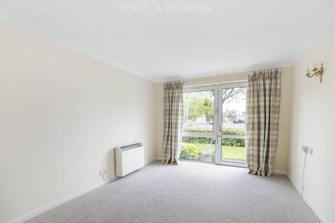 1 bedroom retirement property for sale, Green Lane, Windsor SL4