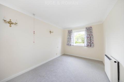 1 bedroom retirement property for sale, Green Lane, Windsor SL4