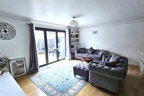 3 Farley Mews, London, SE6 2AL