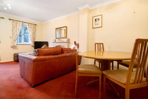 15 Caxton Close, Tiptree, Colchester, CO5 0HA