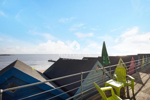 Chalet for sale, Southcliff, Walton on the Naze CO14