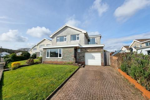 4 bedroom detached house for sale, Ocean View Close, Sketty, Swansea, City And County of Swansea.