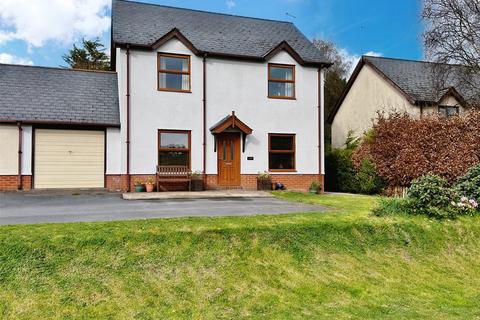 3 bedroom link detached house for sale, Y Fan, Llanidloes, Powys, SY18