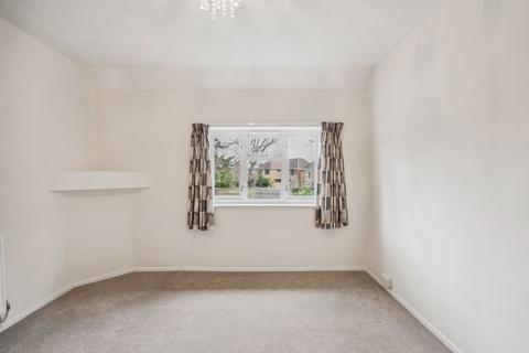 12 Hearnes Meadow, Seer Green, Beaconsfield, HP9 2YH