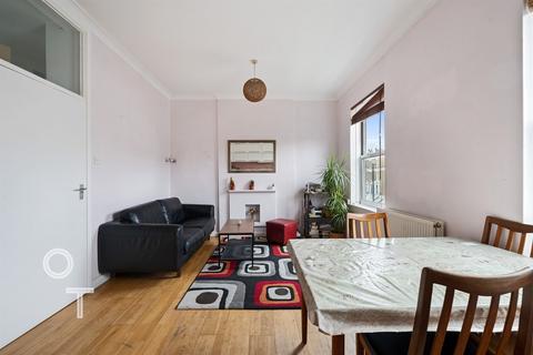 1 bedroom flat for sale, Gaisford Street, Kentish Town, NW5